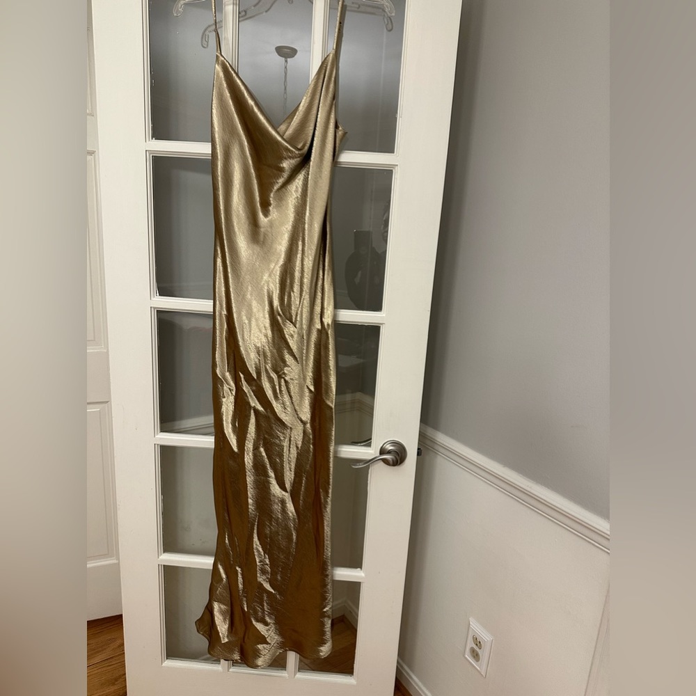Women’s dress